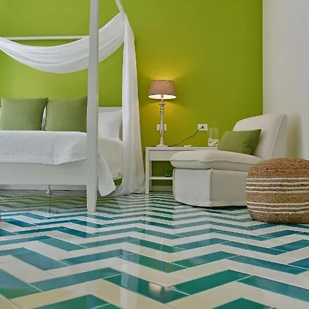 La Casa Di Joy -Luxury Suites Couette-café Cefalù