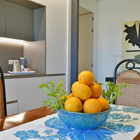 La Casa Di Joy -Luxury Suites Couette-café