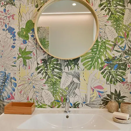 La Casa Di Joy -Luxury Suites Couette-café Cefalù